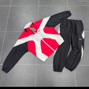 Conjunto Nike Sportswear Windrunner